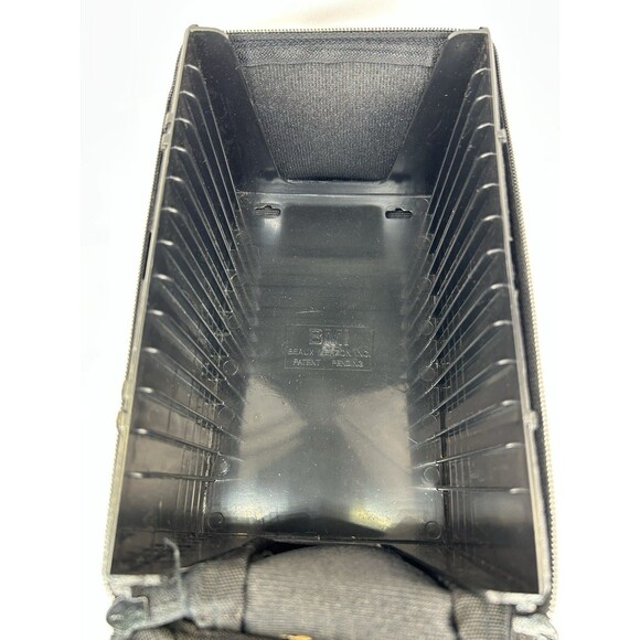 VTG Case It 15 CD Storage Nylon Carrying Bag Black Classic Travel Pepsi Keychain - Picture 8 of 12